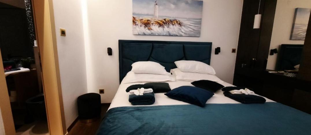 Blue Sea Apartment