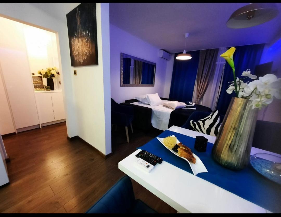 Apartment Blue Sea *